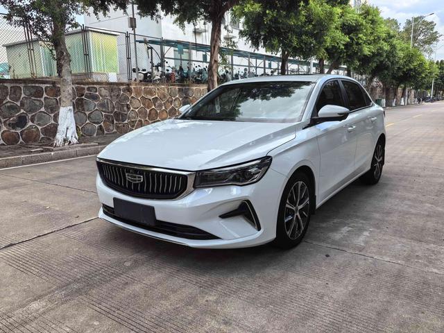 GEELY Emgrand 2022 car image #11
