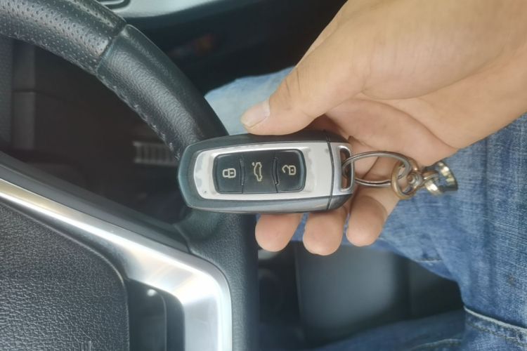 GEELY Emgrand GS 2018 car image #14