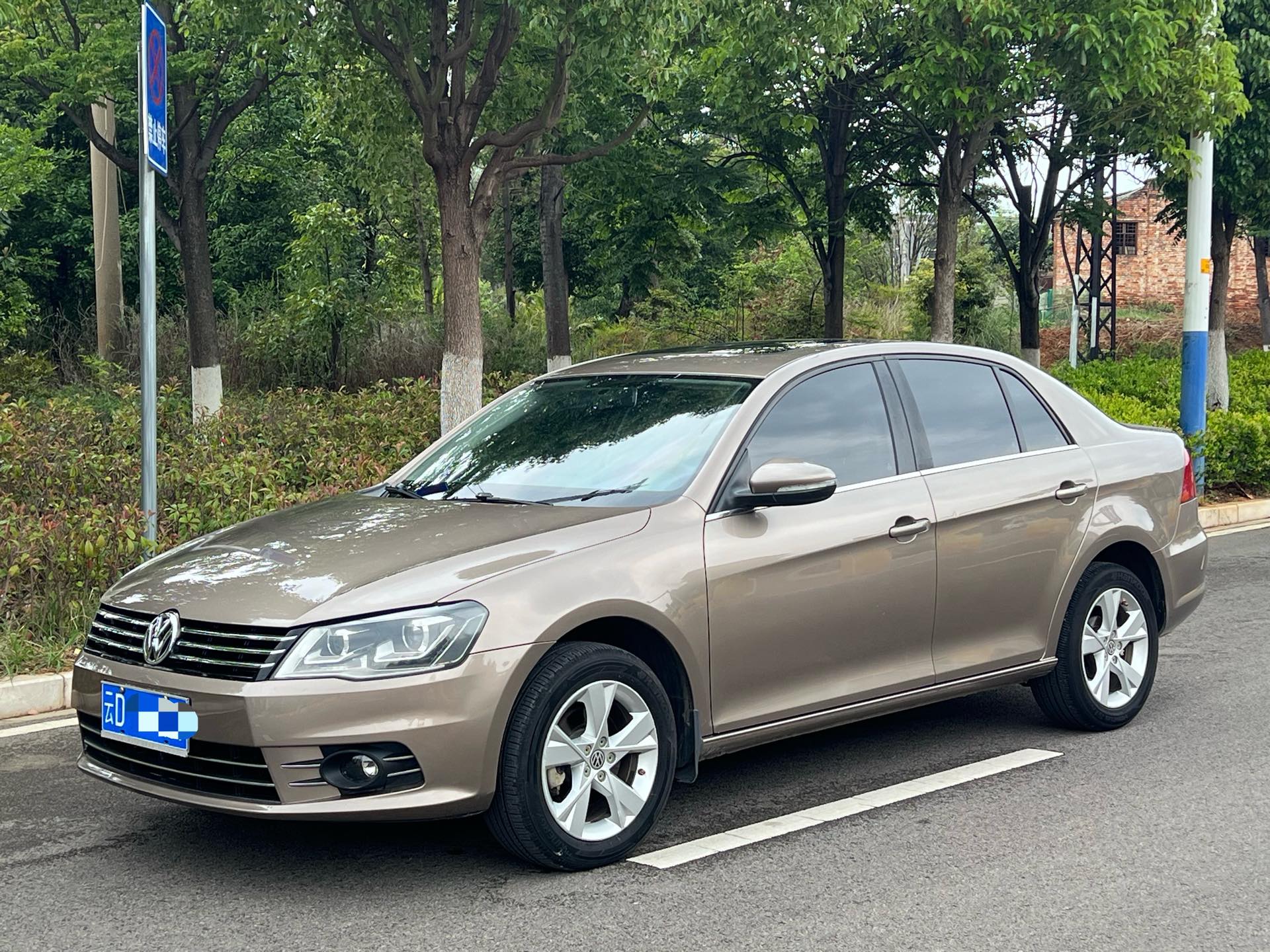 Volkswagen Bora 2014 Volkswagen Bora 2014 car image