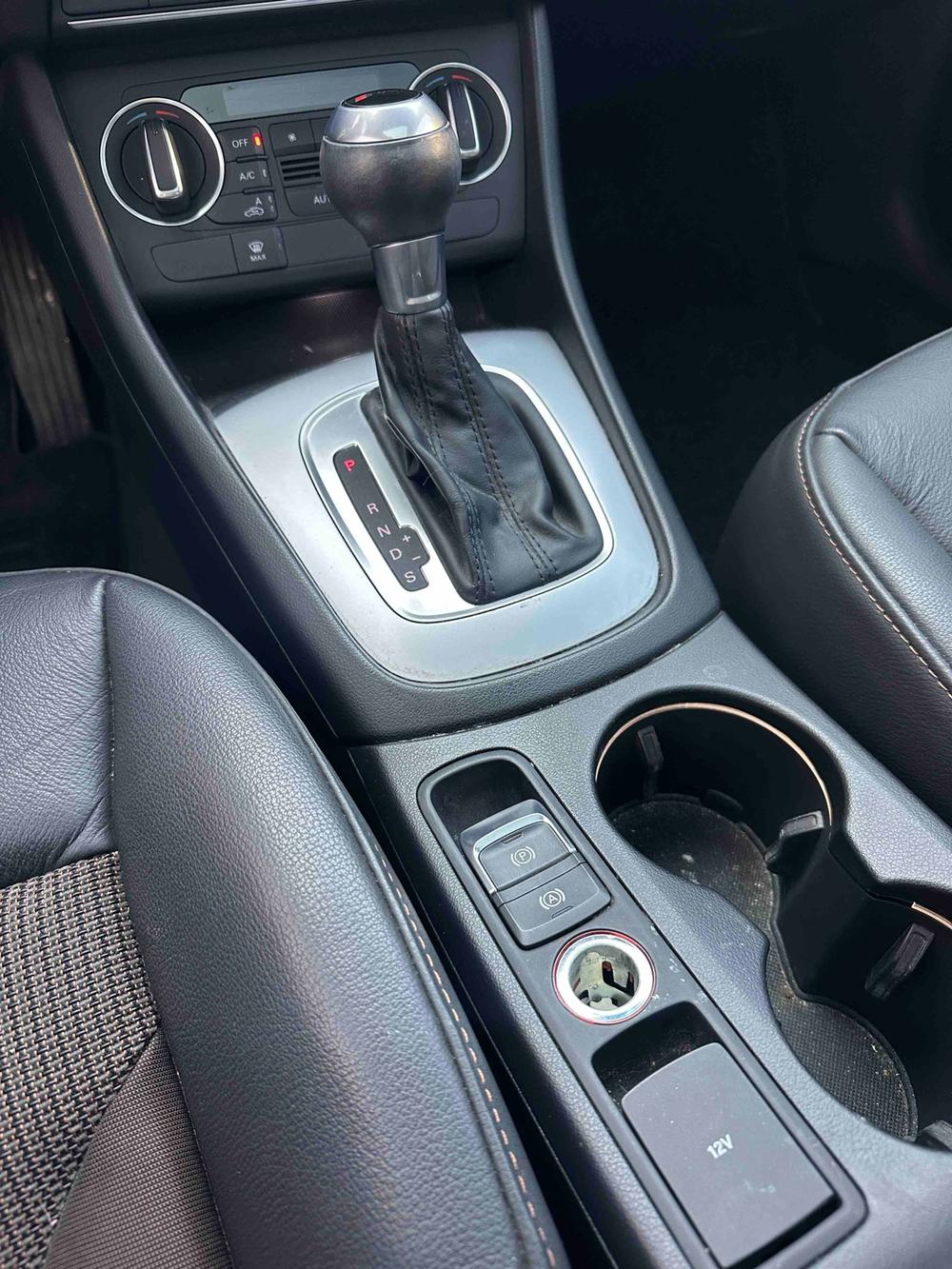 Audi Q3 2018 #16 Audi Q3 2018 car image #16
