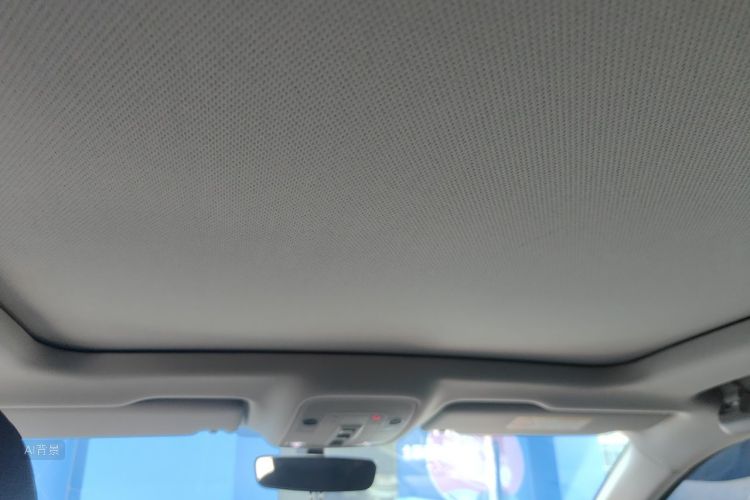 Audi Q3 2020 car image #20