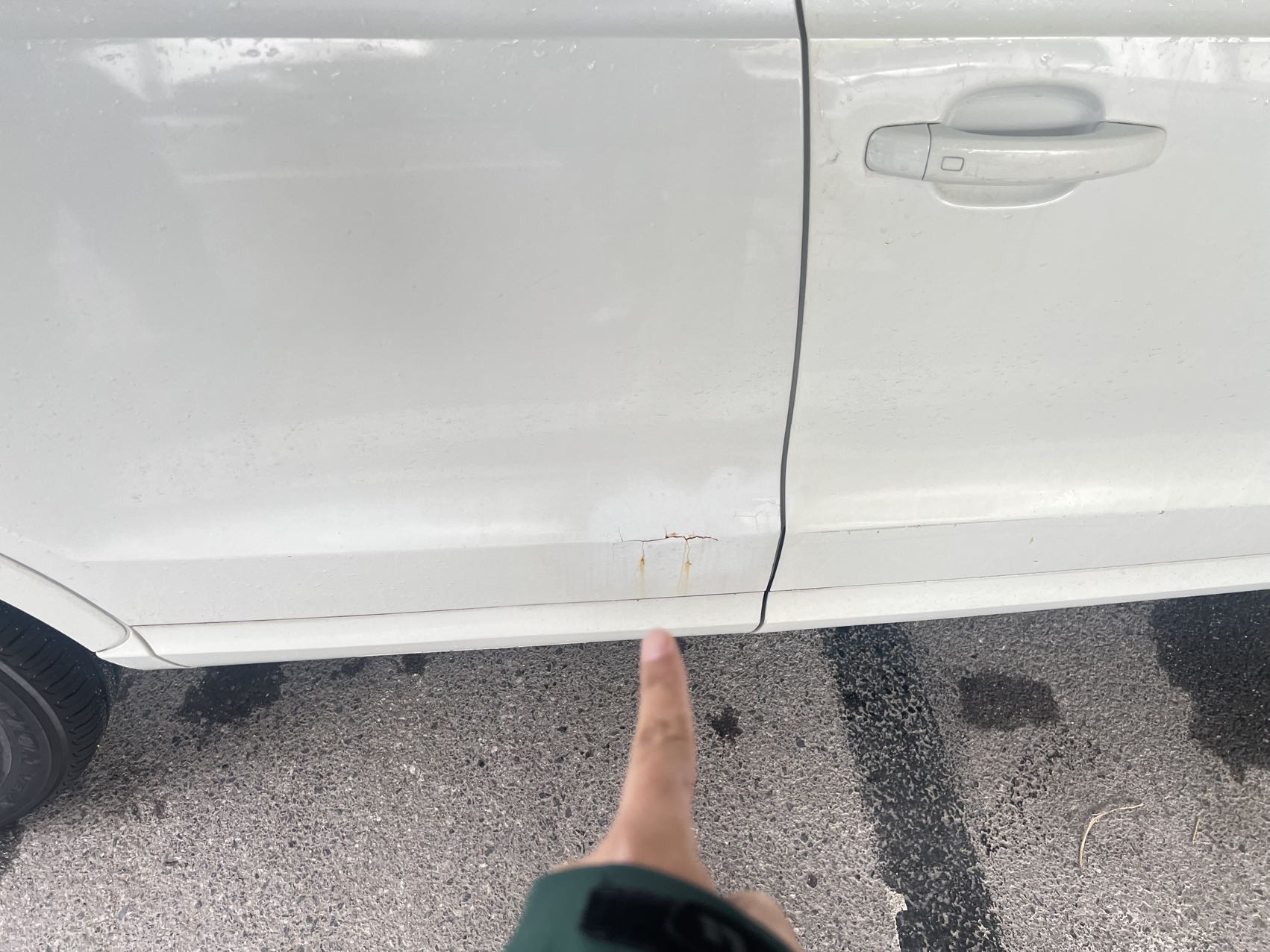 Audi Q3 2023 car image #8