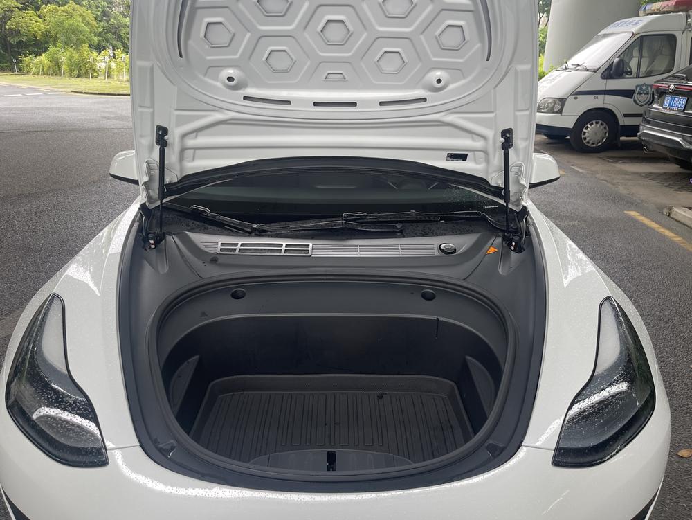 Tesla Model 3 2022 car image #22