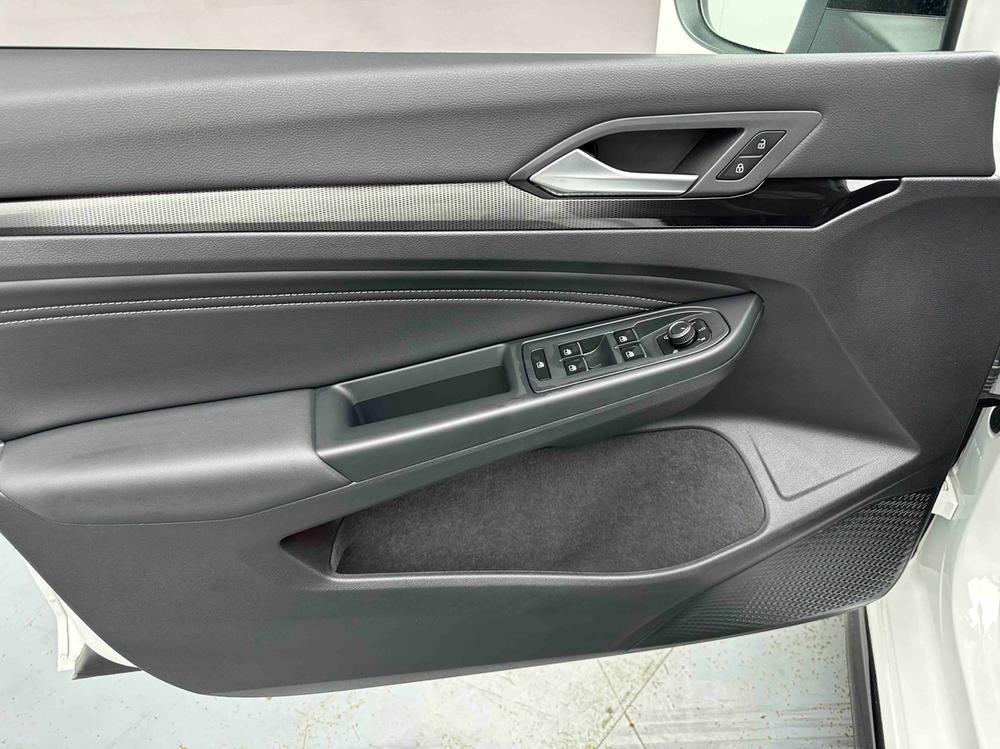 Volkswagen Golf 2022 #13 Volkswagen Golf 2022 car image #13