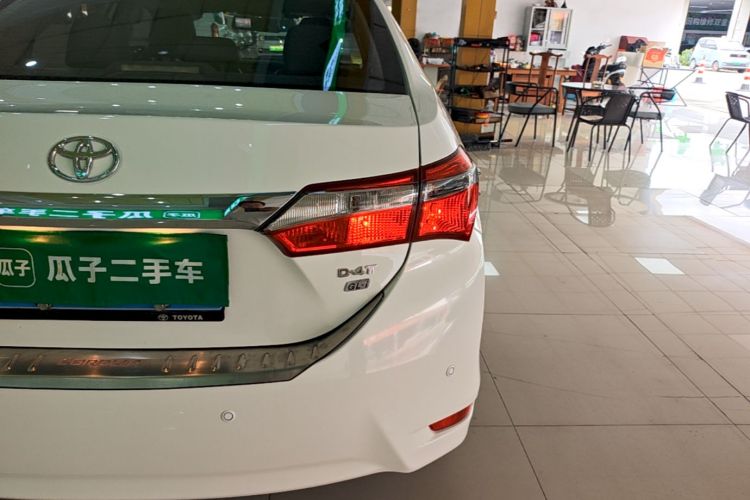 Toyota Corolla 2019 immagine di auto #8