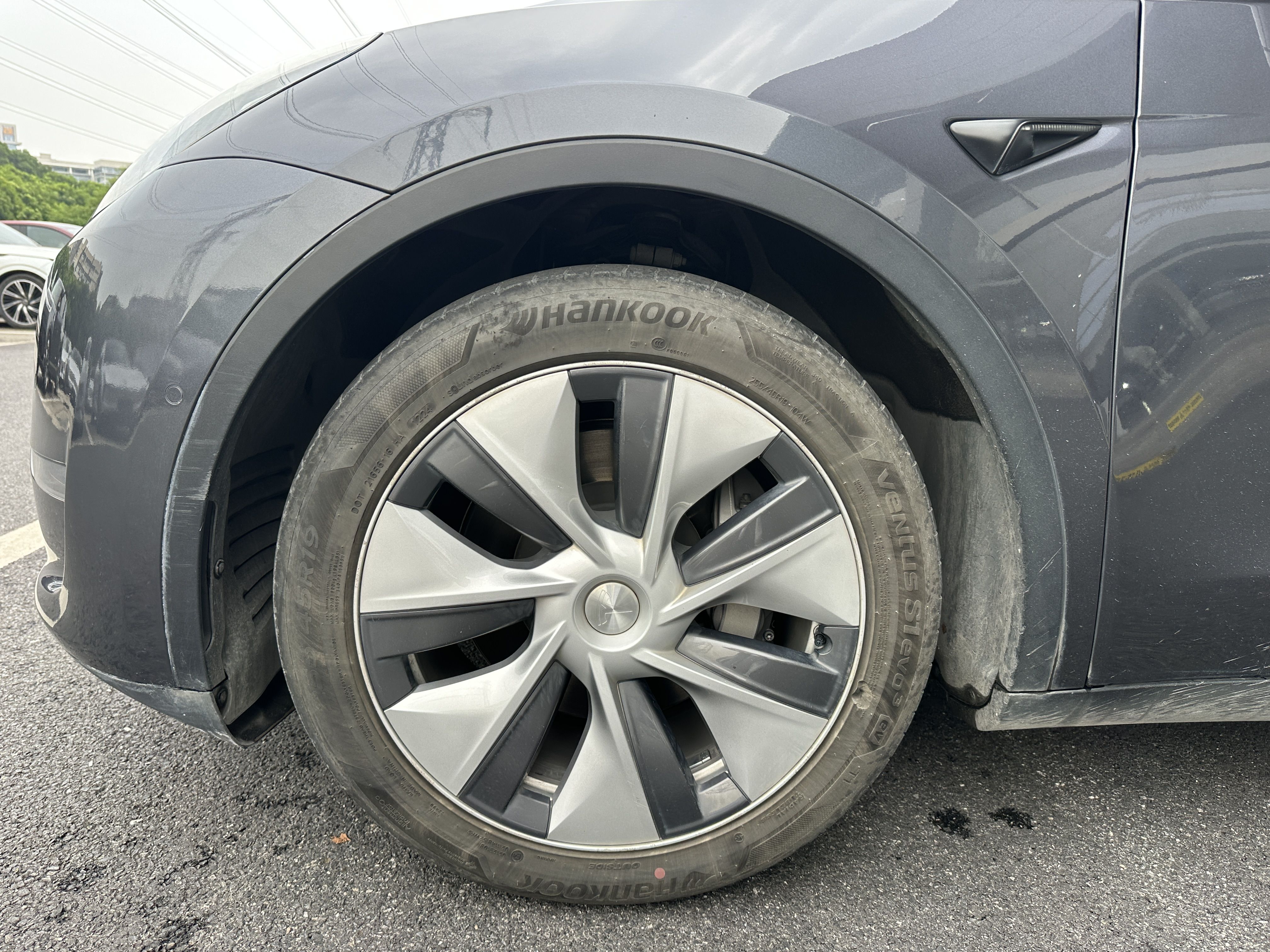 Tesla Model Y 2021 #7 Tesla Model Y 2021 car image #7