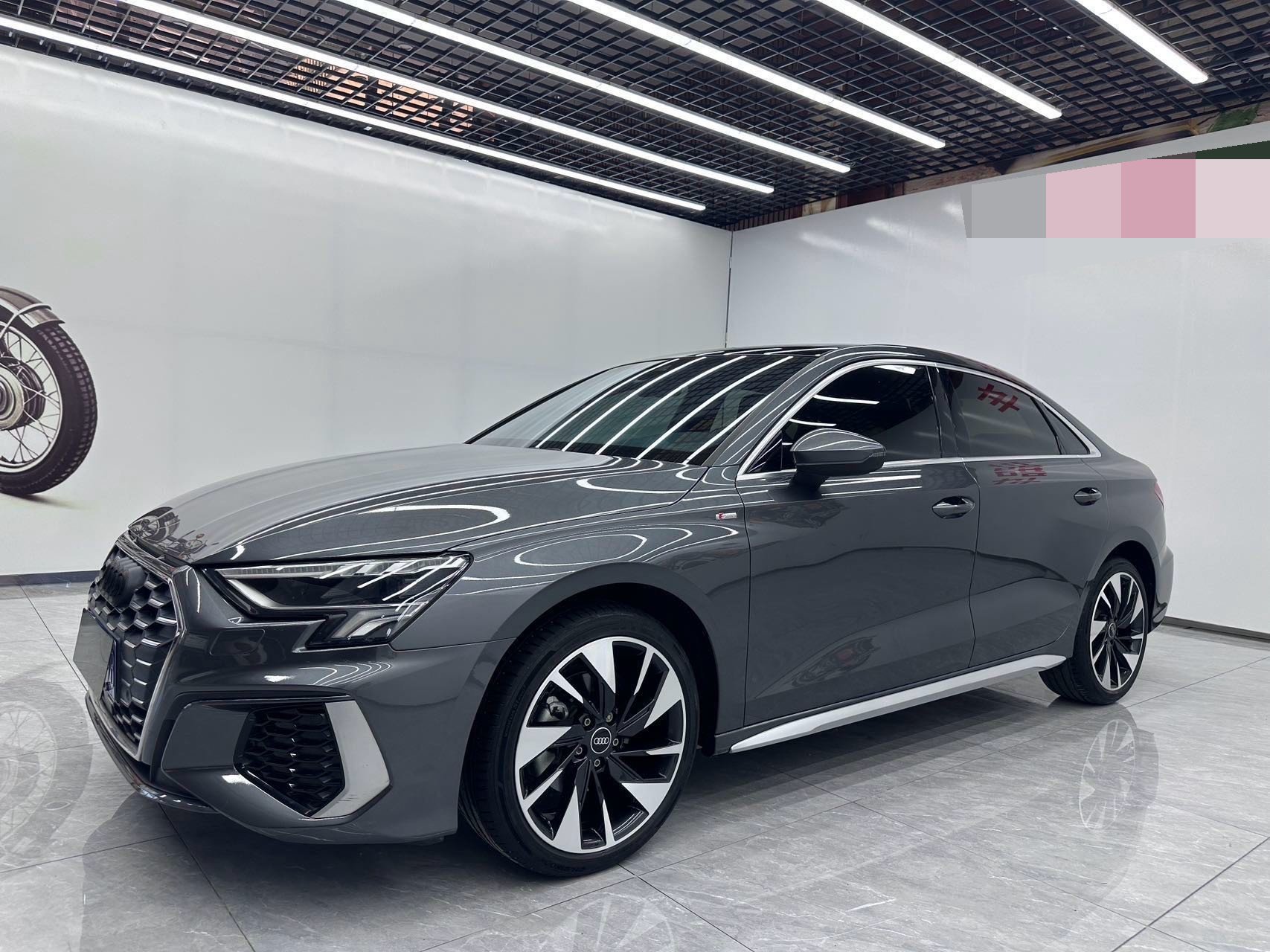 2022 2022 car image