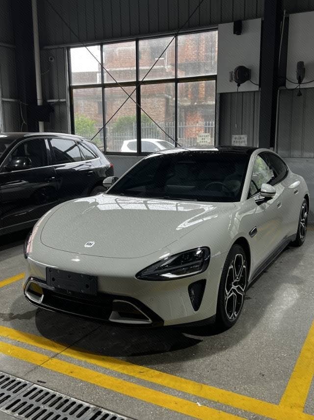 MI SU7 2024 car image 