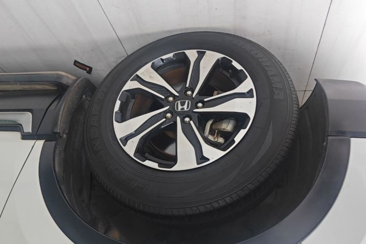 Honda CR-V 2019 car image #9