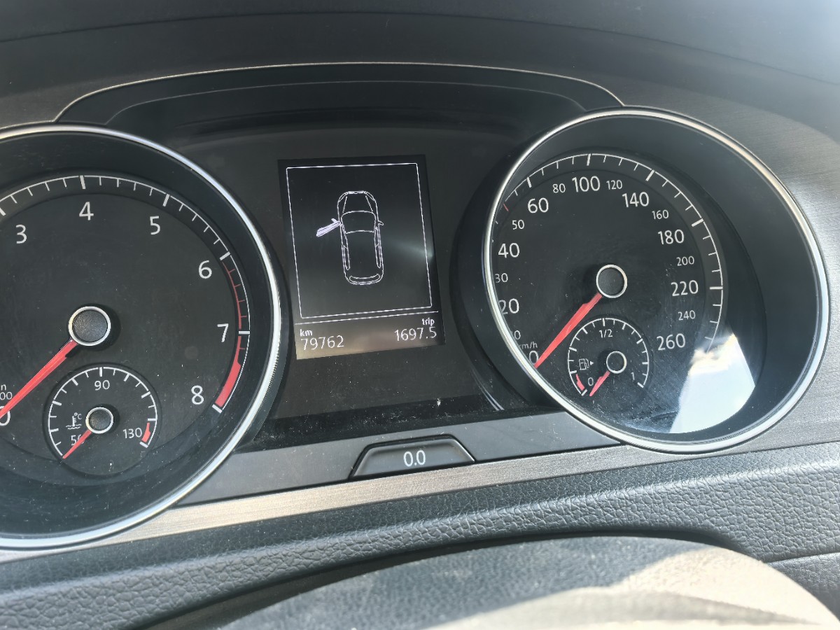 Volkswagen Golf 2016 car image #8