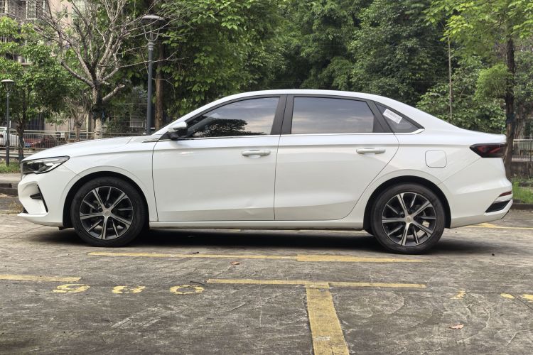 GEELY Emgrand 2023 #8 GEELY Emgrand 2023 car image #8