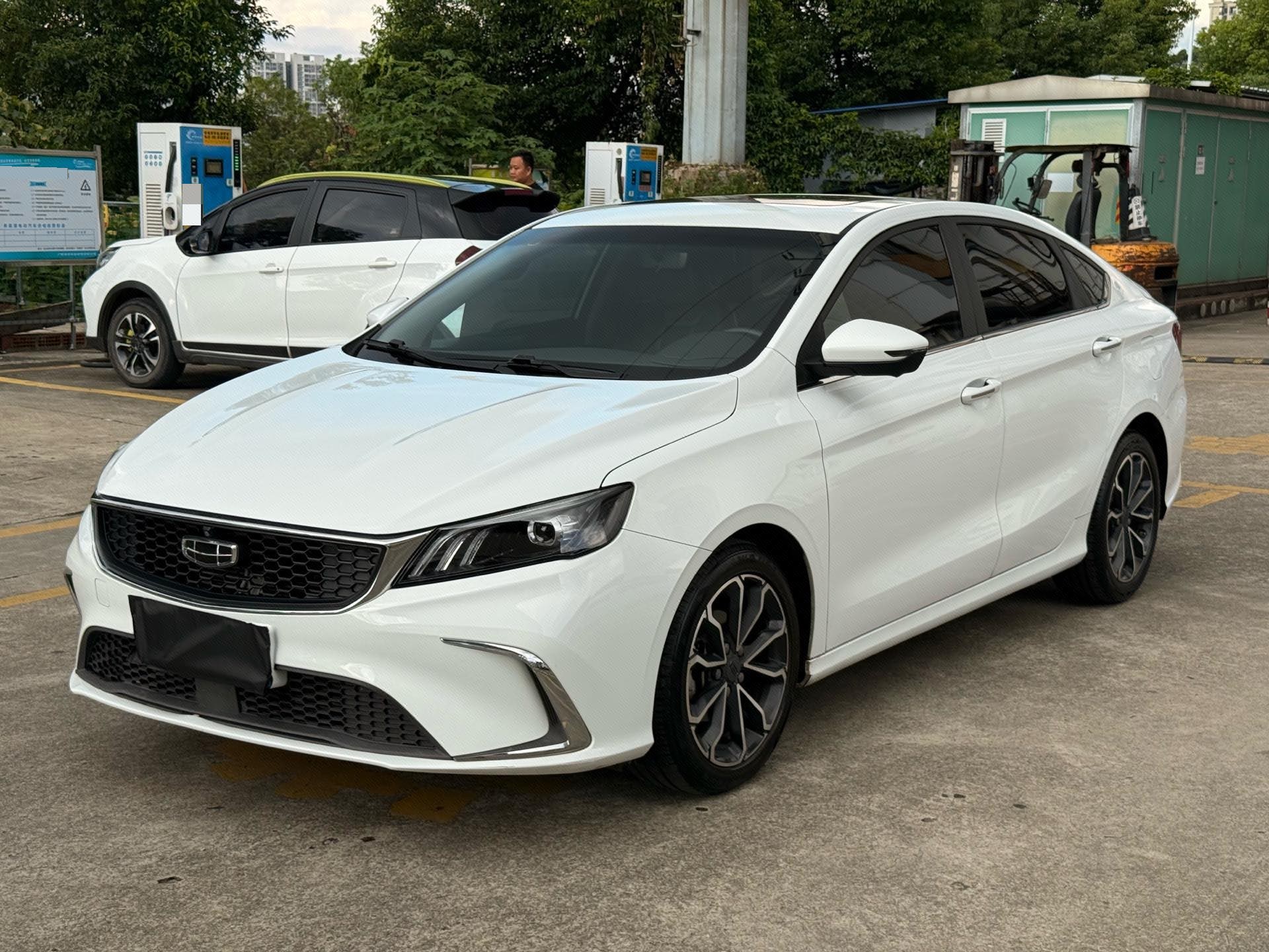 GEELY Binray 2021 immagine di auto 