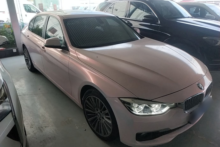 BMW 3 Series 2018 car image #4