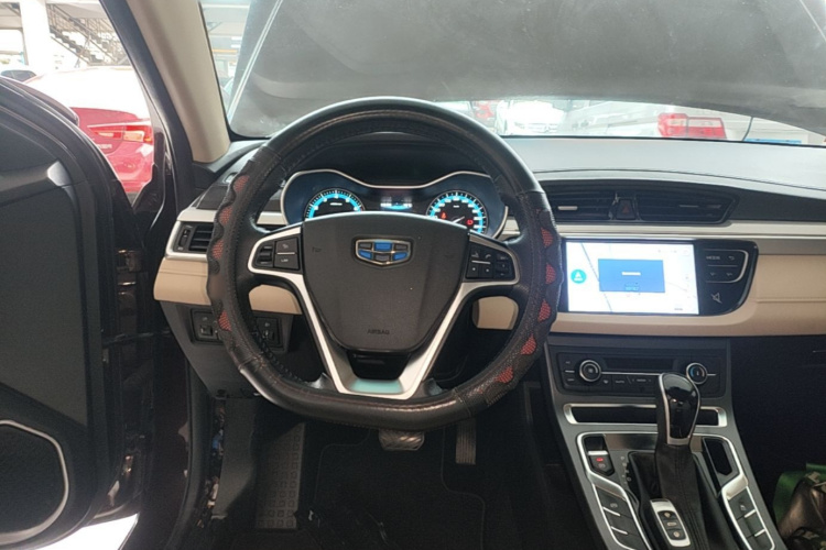 GEELY Emgrand 2019 #11 GEELY Emgrand 2019 car image #11