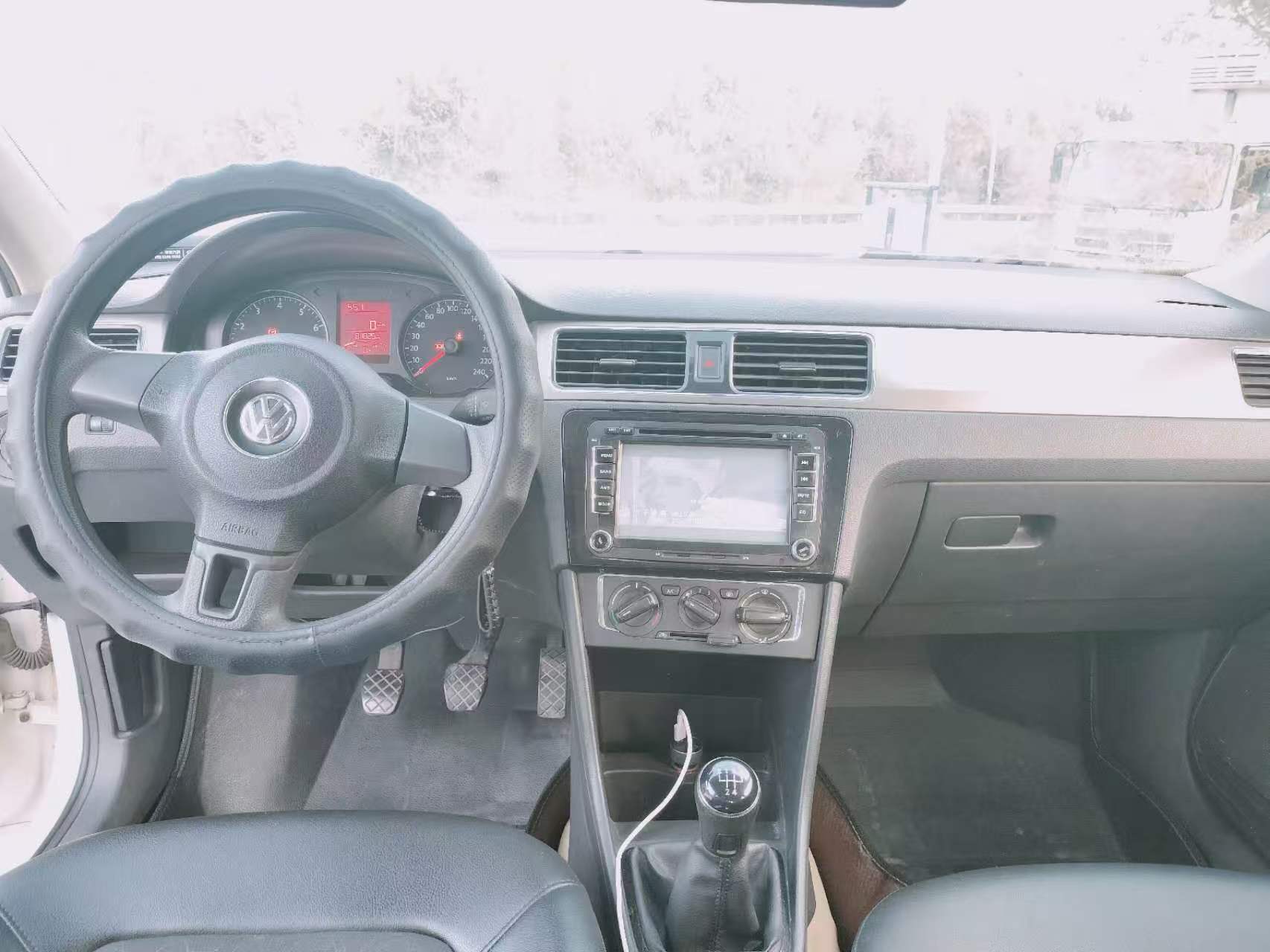 Volkswagen Santana 2015 #4 Volkswagen Santana 2015 car image #4