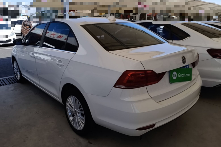 Volkswagen Santana 2017 #5 Volkswagen Santana 2017 car image #5