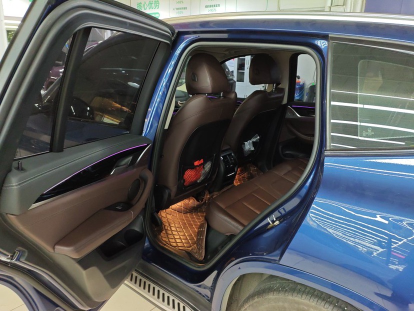 BMW X3 2019 car image #7