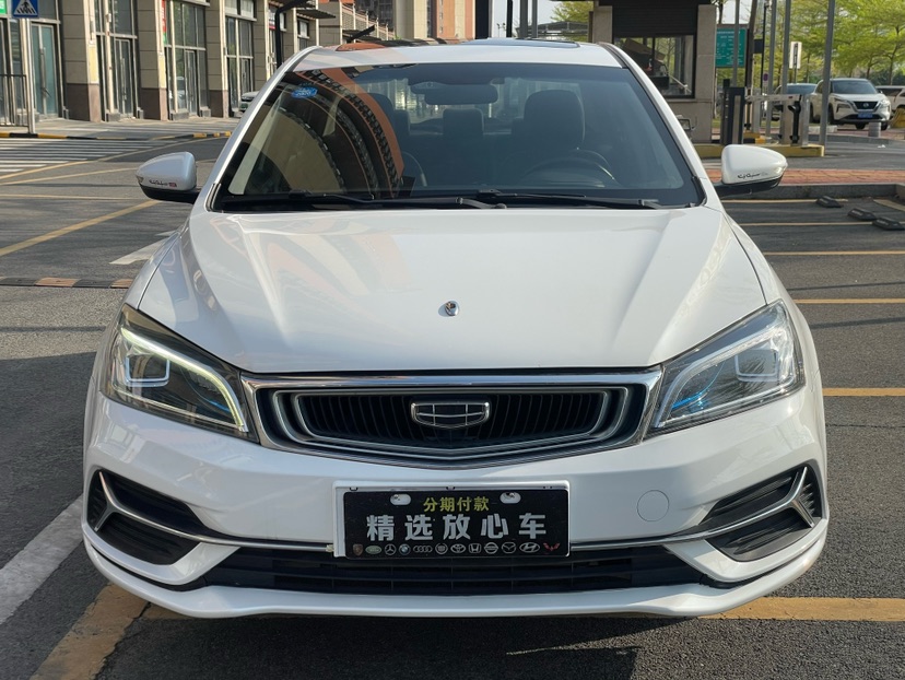 GEELY Emgrand 2019 car image #2