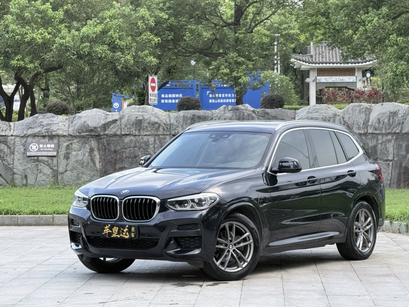 BMW X3 2021 BMW X3 2021 car image
