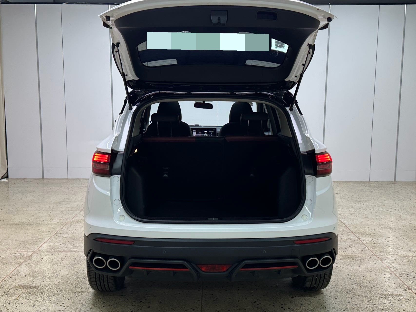 GEELY Coolray 2022 car image #17