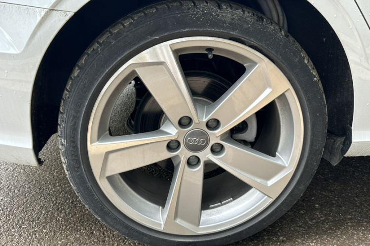 Audi A3 2020 immagine di auto #9