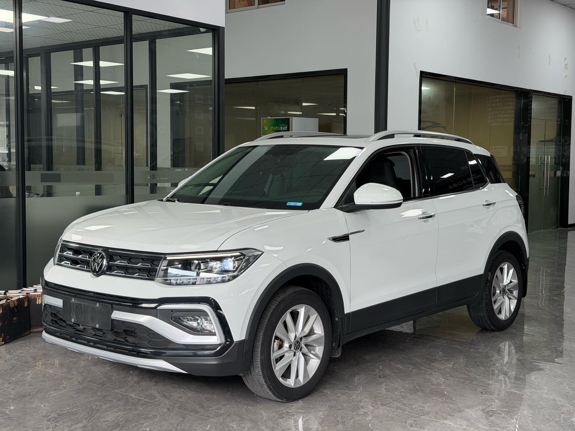Volkswagen T-Cross 2022 car image 