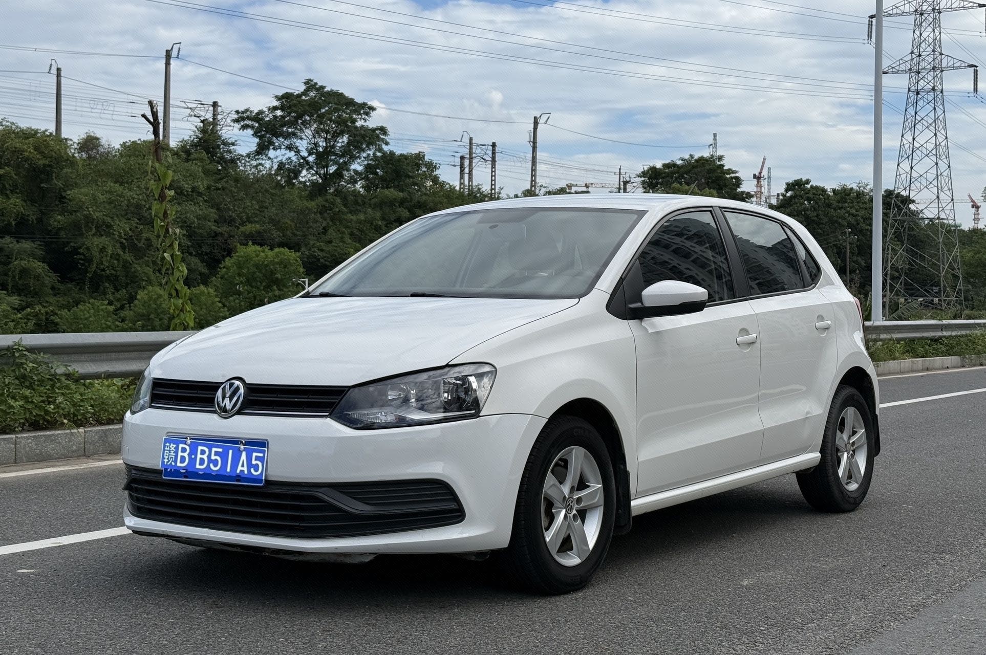 Volkswagen Polo 2016 Volkswagen Polo 2016 car image