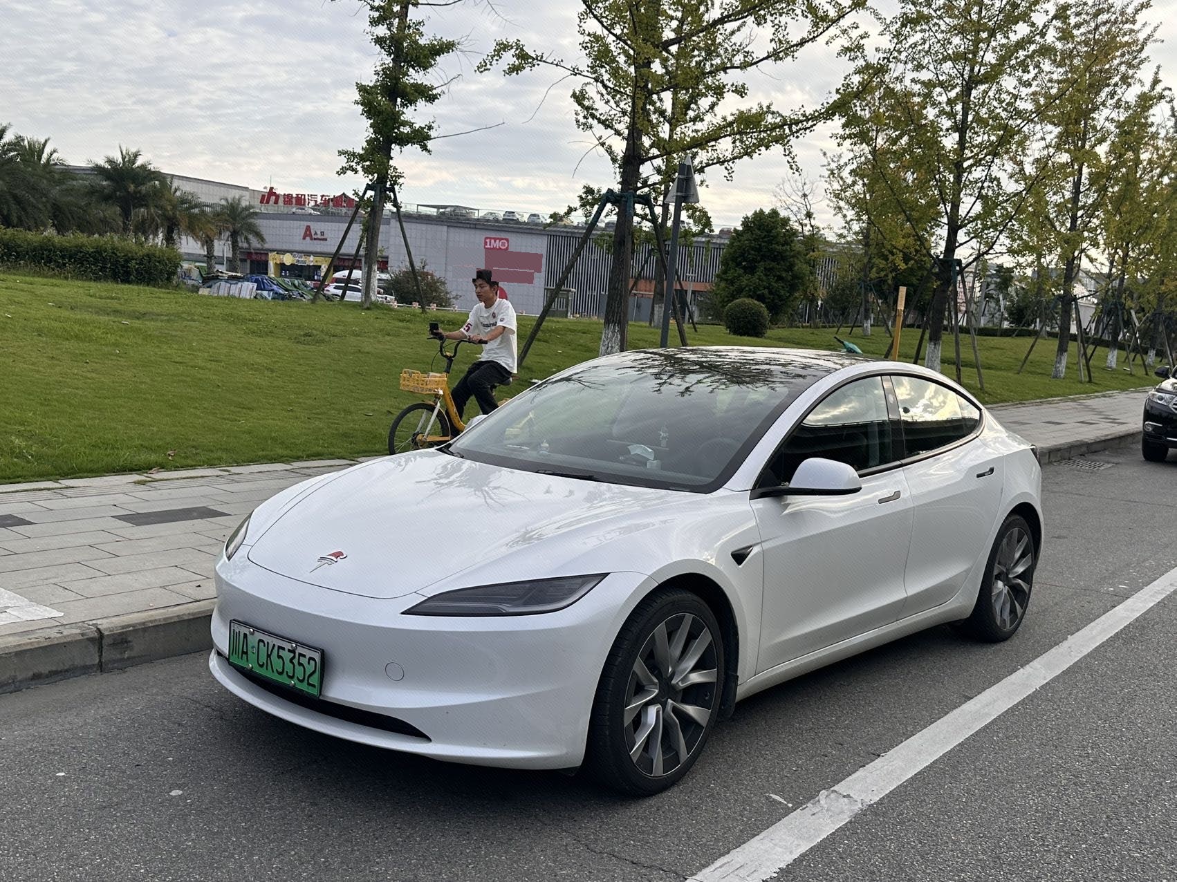 Tesla Model 3 2025 Tesla Model 3 2025 car image