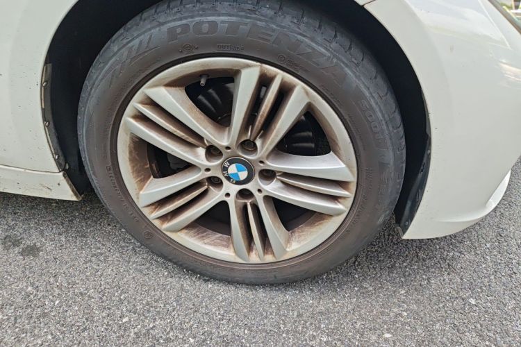 BMW 3 Series 2015 car image #9