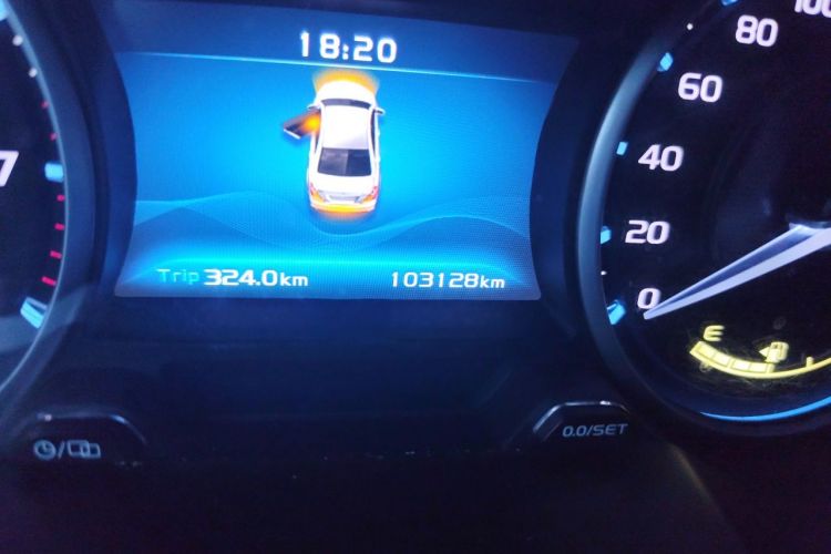 GEELY Emgrand 2018 #10 GEELY Emgrand 2018 immagine di auto #10