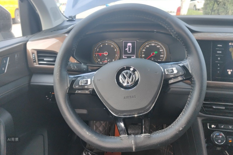 Volkswagen Tharu 2020 car image #12