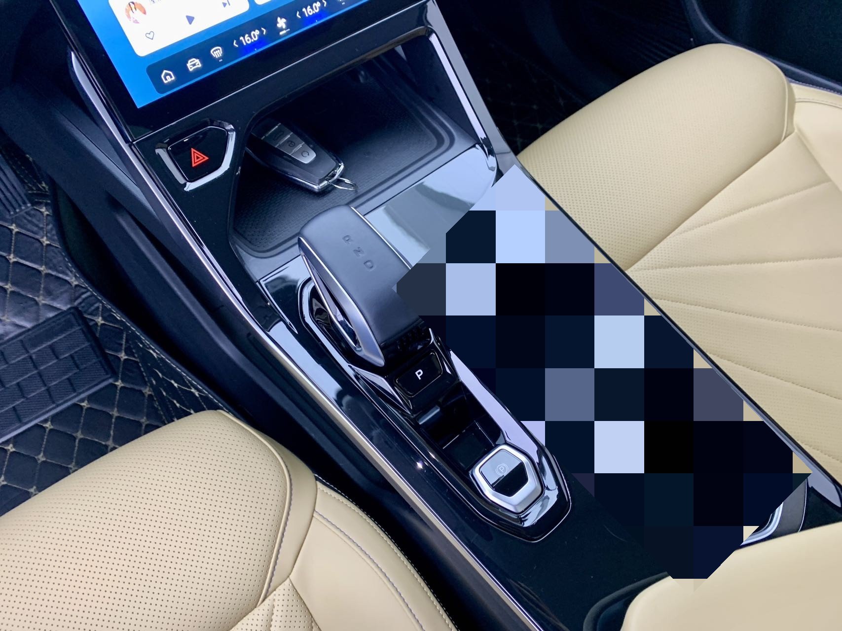 GEELY Boyue L 2023 car image #13