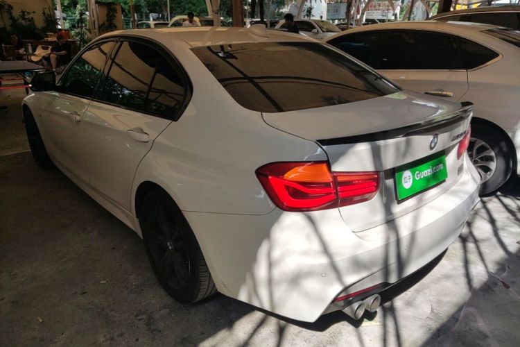 BMW 3 Series 2018 #5 BMW 3 Series 2018 car image #5