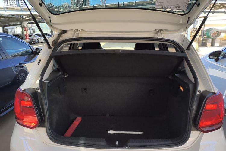 Volkswagen Polo 2019 #19 Volkswagen Polo 2019 car image #19