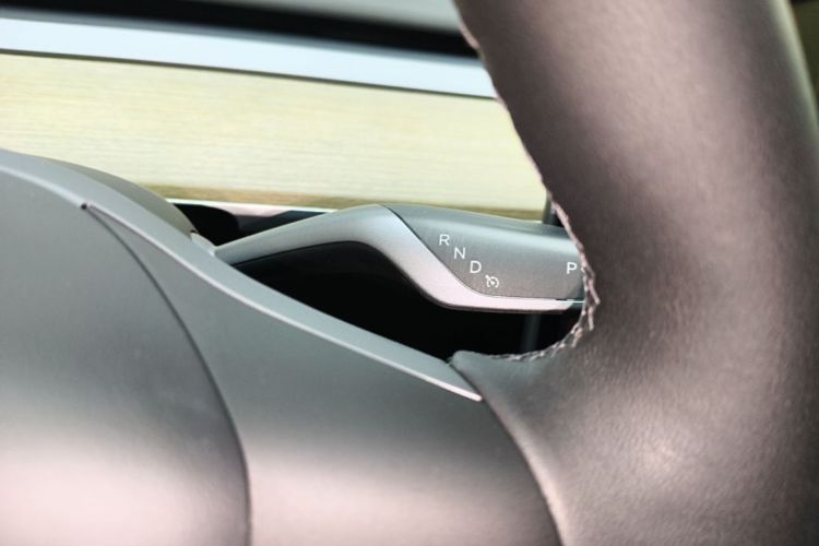 Tesla Model Y 2022 #22 Tesla Model Y 2022 car image #22