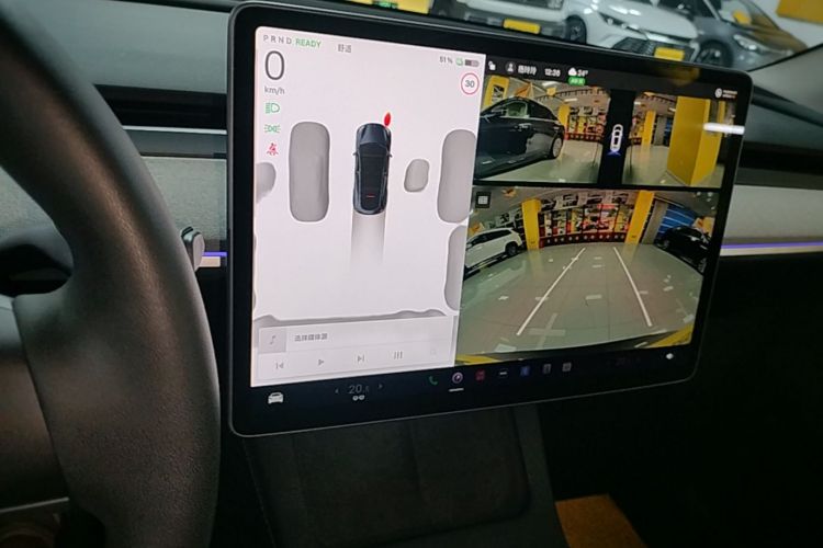 Tesla Model Y 2024 #15 Tesla Model Y 2024 car image #15