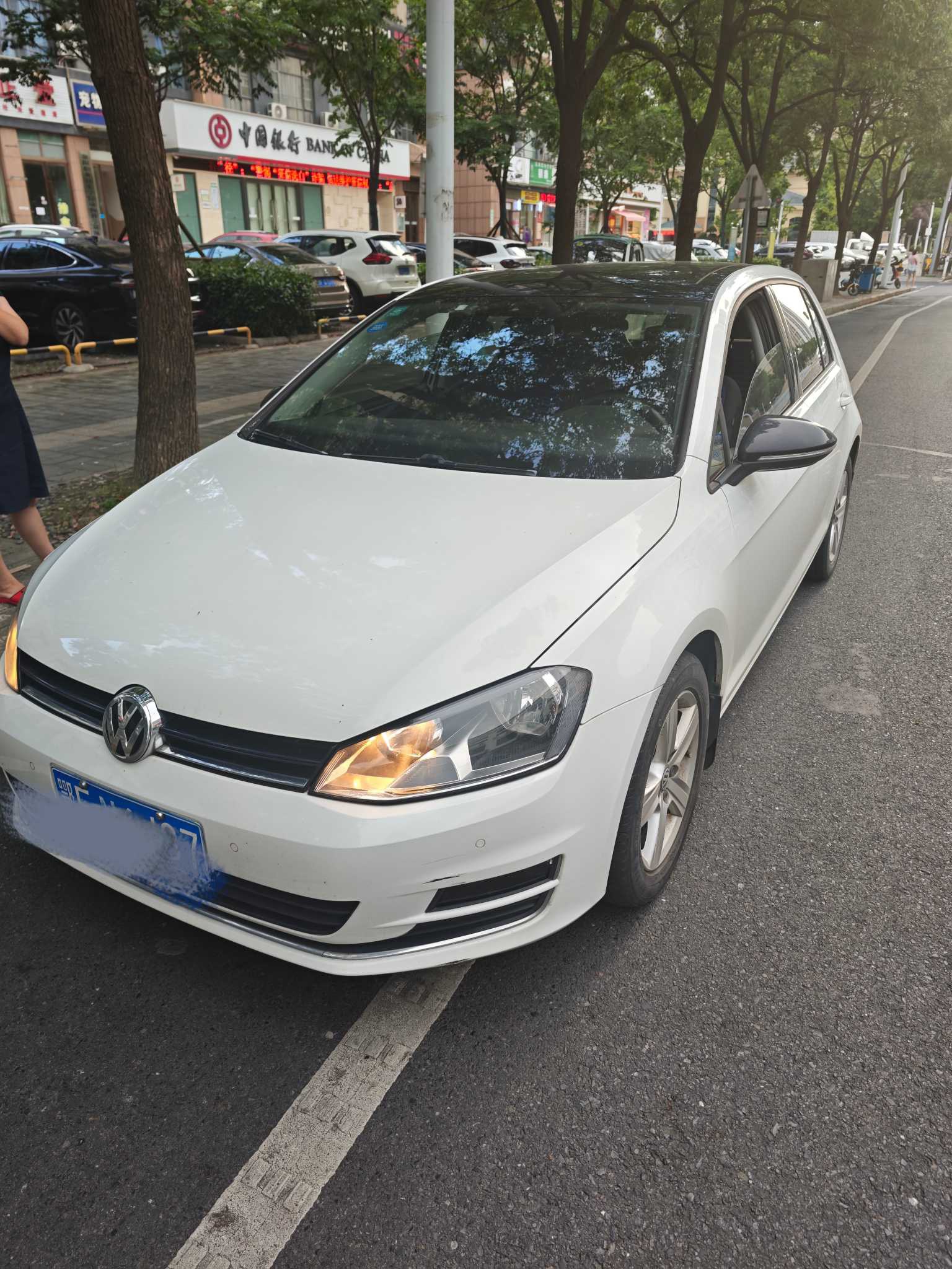 Volkswagen Golf 2017 Volkswagen Golf 2017 car image