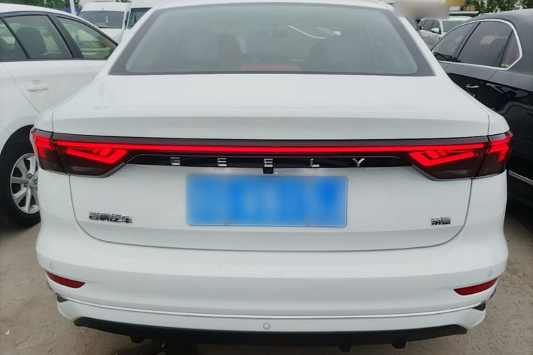 GEELY Emgrand 2022 #4 GEELY Emgrand 2022 car image #4
