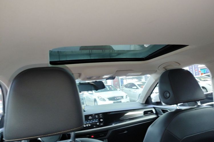 Volkswagen Lavida 2019 #18 Volkswagen Lavida 2019 car image #18