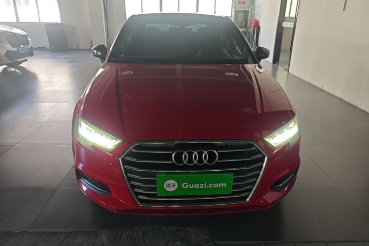 Audi A3 2018 car image #3