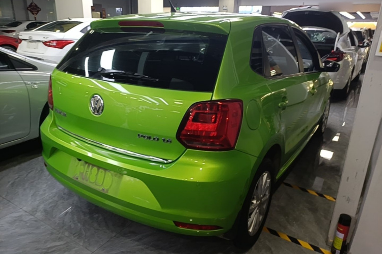 Volkswagen Polo 2015 #4 Volkswagen Polo 2015 изображение автомобиля #4