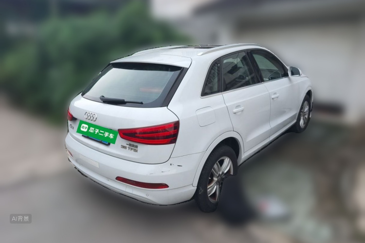 Audi Q3 2014 car image #7