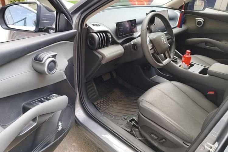 BYD Yuan Plus 2025 immagine di auto #12