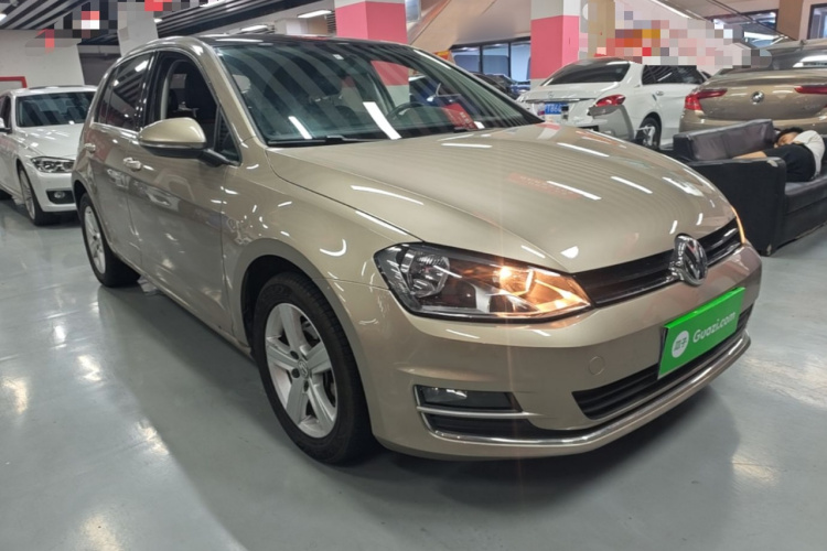 Volkswagen Golf 2015 car image #4