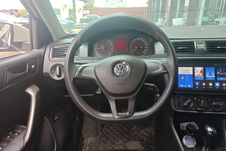 Volkswagen Santana 2019 #14 Volkswagen Santana 2019 car image #14