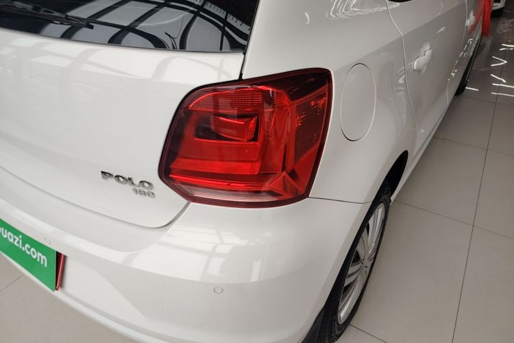 Volkswagen Polo 2016 #8 Volkswagen Polo 2016 car image #8