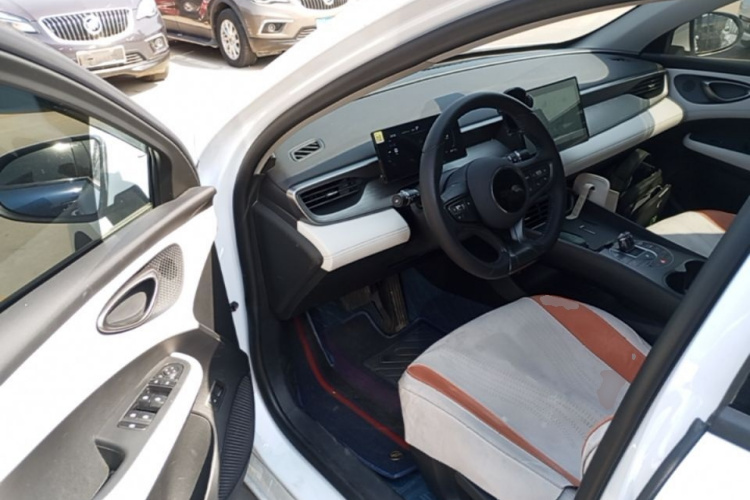BYD Seal 05 DM-i 2025 car image #16