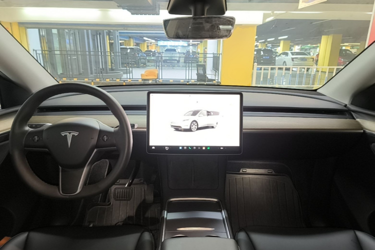 Tesla Model Y 2022 #11 Tesla Model Y 2022 car image #11