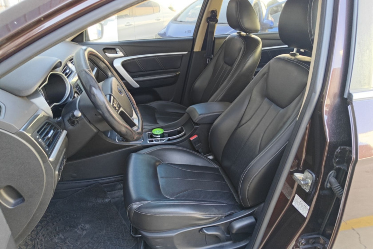 GEELY Emgrand 2018 #15 GEELY Emgrand 2018 immagine di auto #15