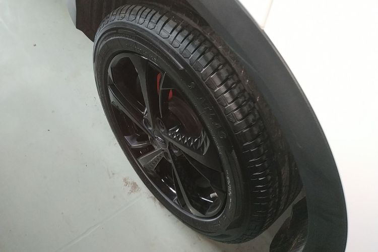 GEELY Coolray 2023 immagine di auto #10